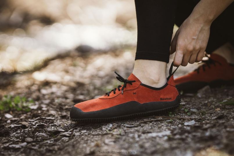 moški bosonogi čevlji trailwalker glinasto rdeča Be Lenka NL64D108
