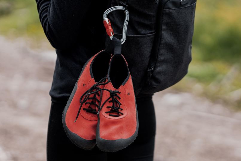 moški bosonogi čevlji trailwalker glinasto rdeča Be Lenka NL64D108